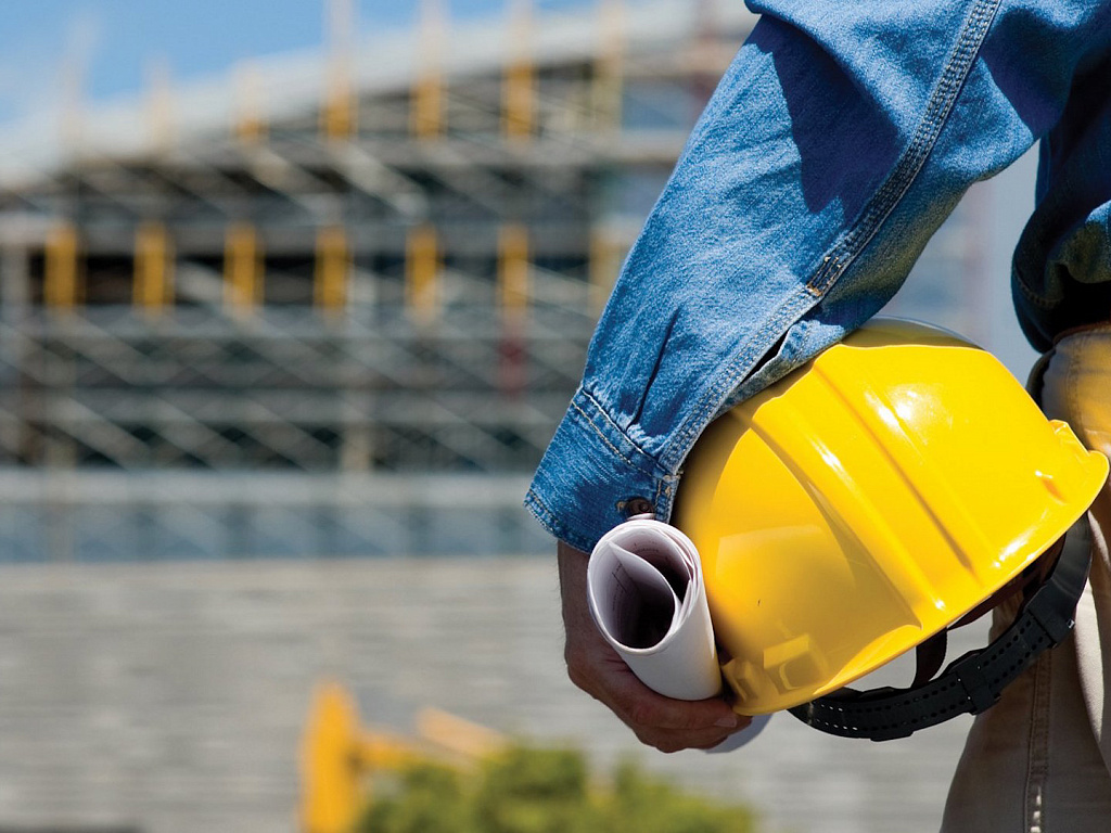 How Much Does a Construction Worker Make?